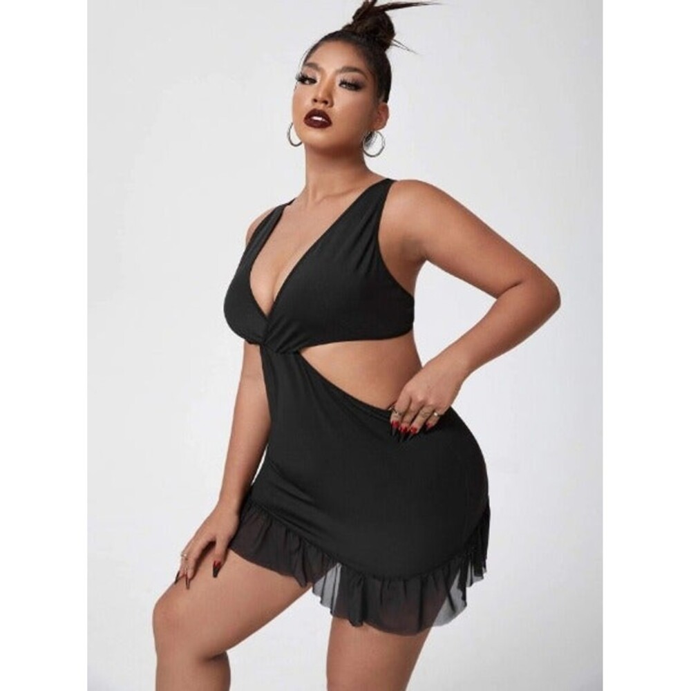 16 Plus (2X) Black Cut-out Contrast Mesh Babydoll